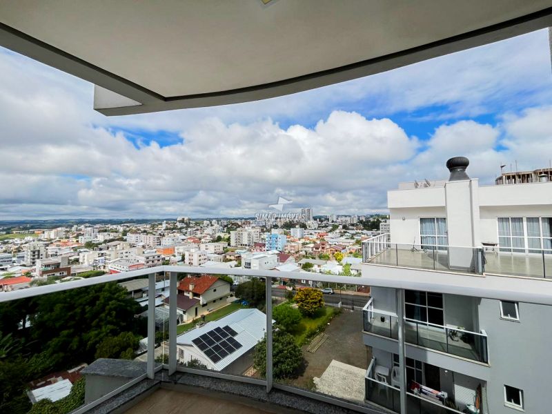 Apartamento 4 quartos  em ERECHIM