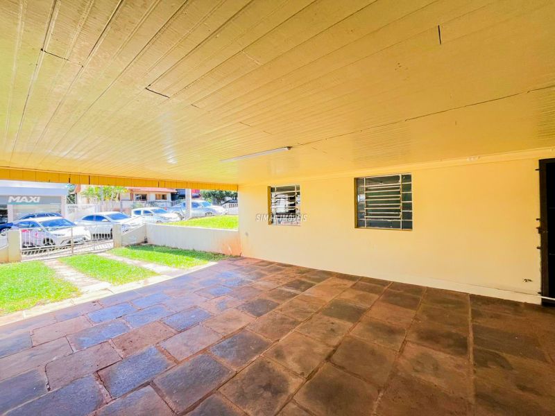 Casa Comercial 4 quartos  em ERECHIM