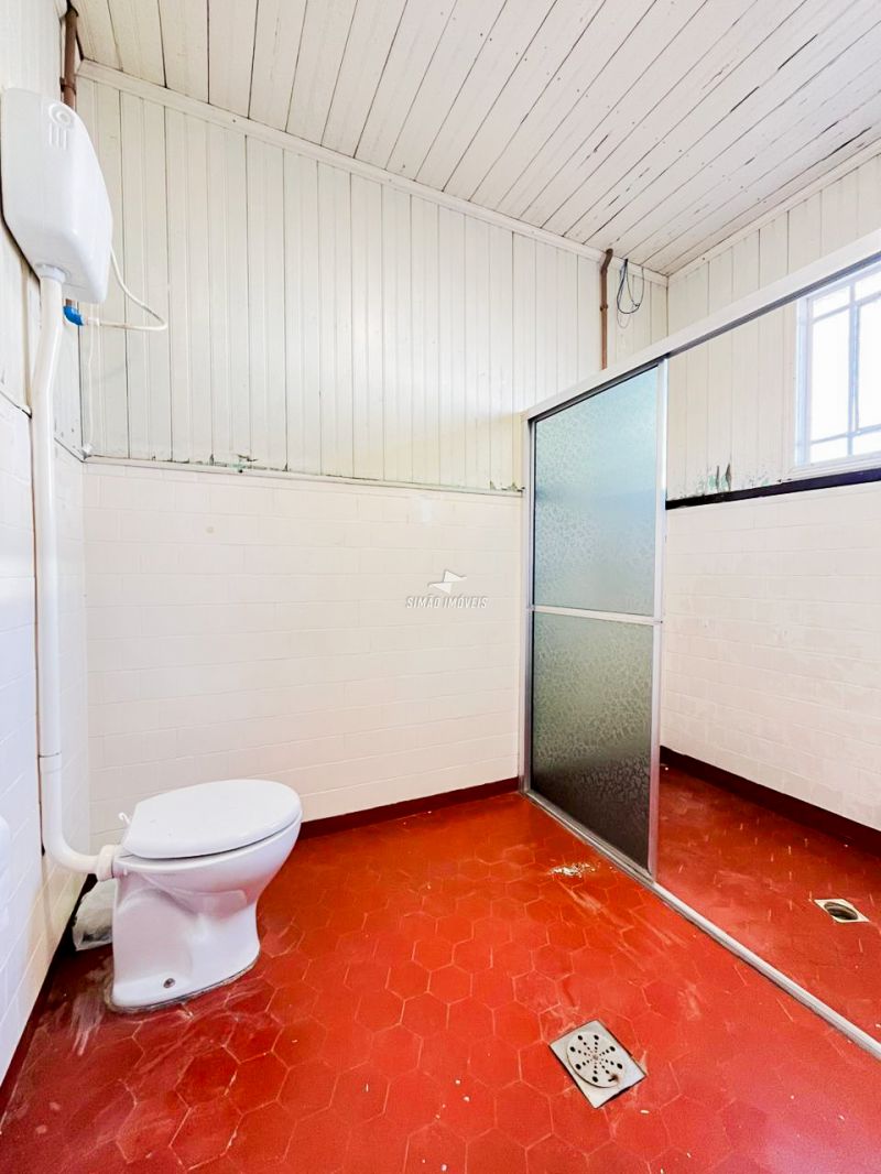 Casa Comercial 4 quartos  em ERECHIM