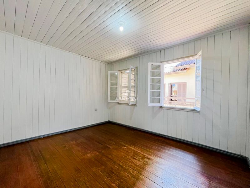 Casa Comercial 4 quartos  em ERECHIM