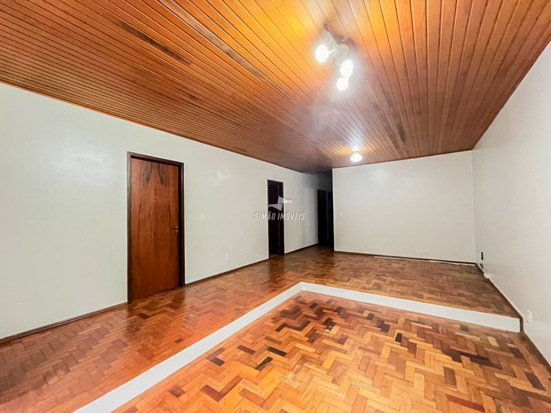 Casa 4 quartos  em ERECHIM