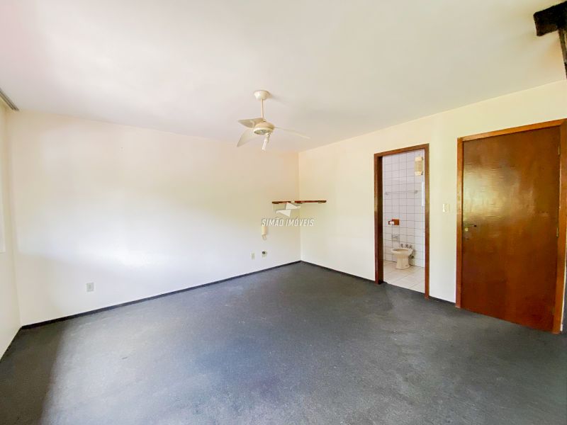 Casa Comercial 4 quartos  em ERECHIM