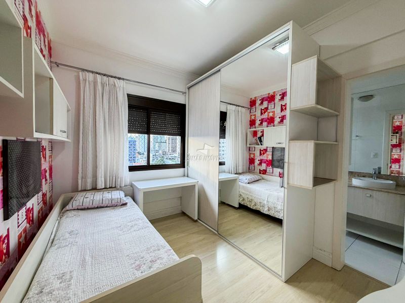 Apartamento 4 quartos  em ERECHIM