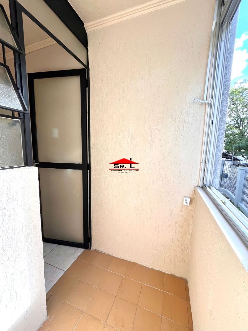 Apto no bairro VILA IPIRANGA em PORTO ALEGRE