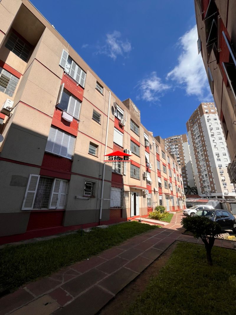 APARTAMENTO - Jardim Itu - Porto Alegre