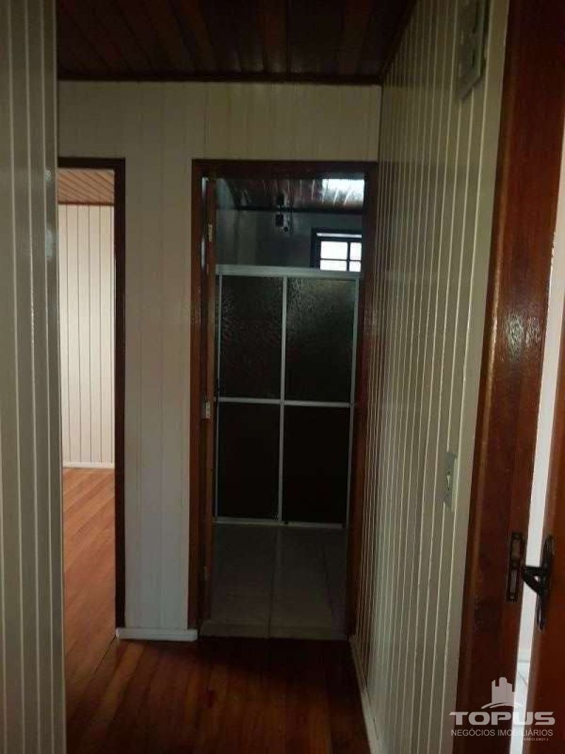 Casa P.Superior 3 quartos  no bairro MEDIANEIRA em CAXIAS DO SUL