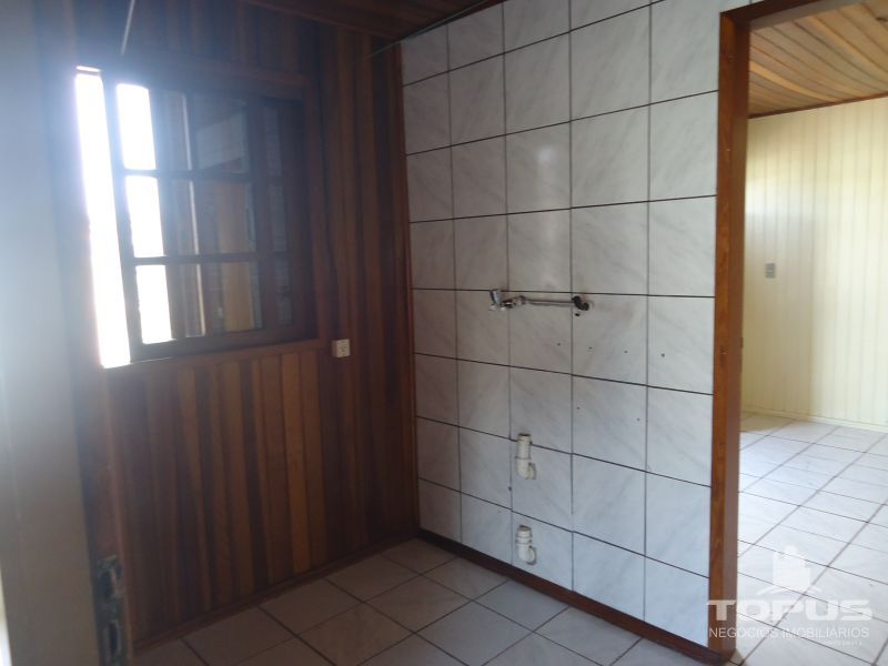 Casa P.Superior 3 quartos  no bairro MEDIANEIRA em CAXIAS DO SUL