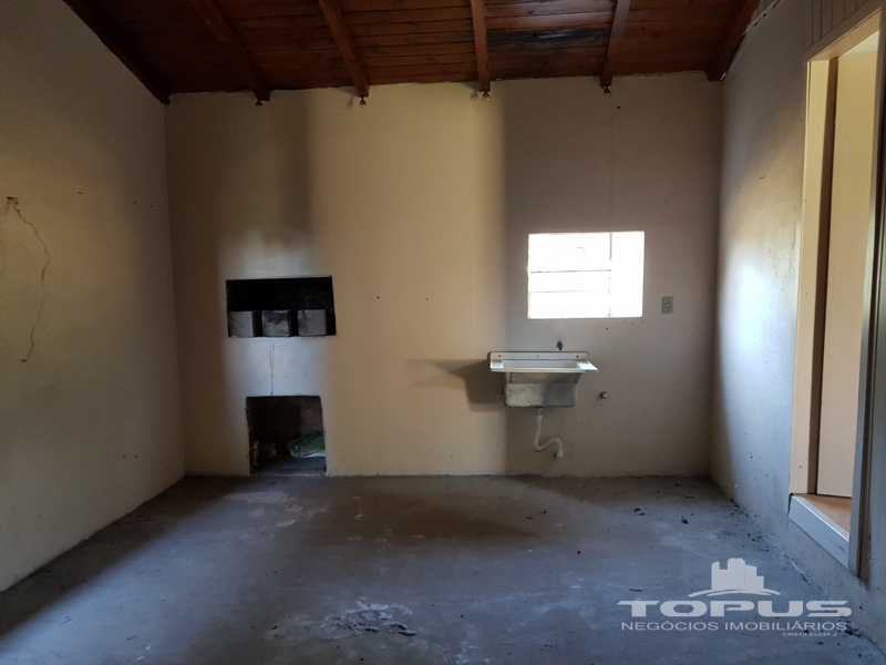 Casa Independente 2 quartos  no bairro SAO VICTOR COHAB em CAXIAS DO SUL