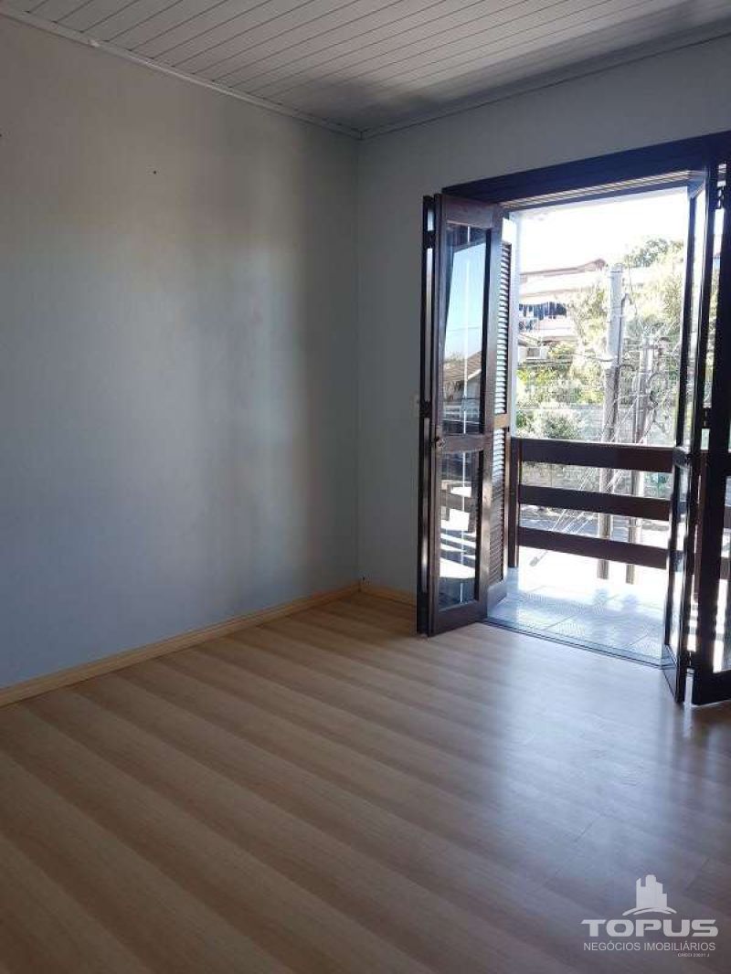 Casa P.Superior 2 quartos  no bairro CHARQUEADAS em CAXIAS DO SUL
