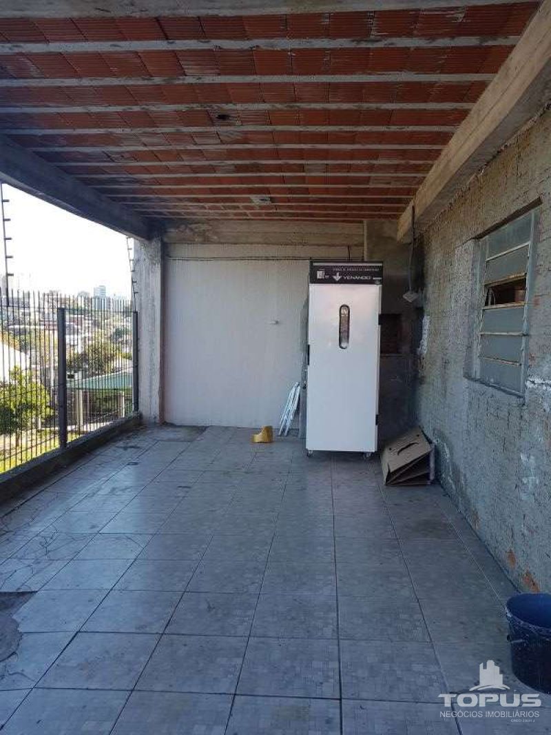 Casa P.Superior 2 quartos  no bairro CHARQUEADAS em CAXIAS DO SUL
