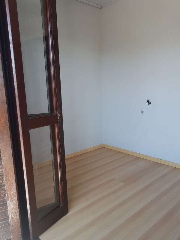 Casa P.Superior 2 quartos  no bairro CHARQUEADAS em CAXIAS DO SUL