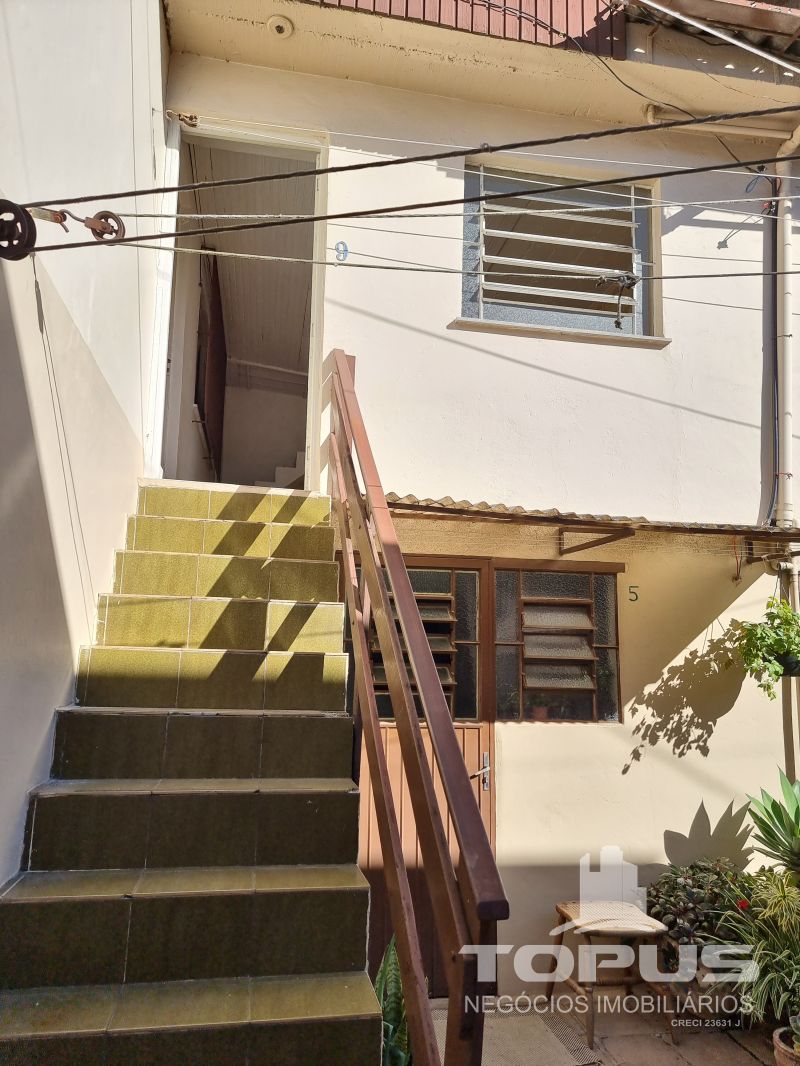 Casa P.Superior 1 quarto  no bairro SANTA CATARINA em CAXIAS DO SUL