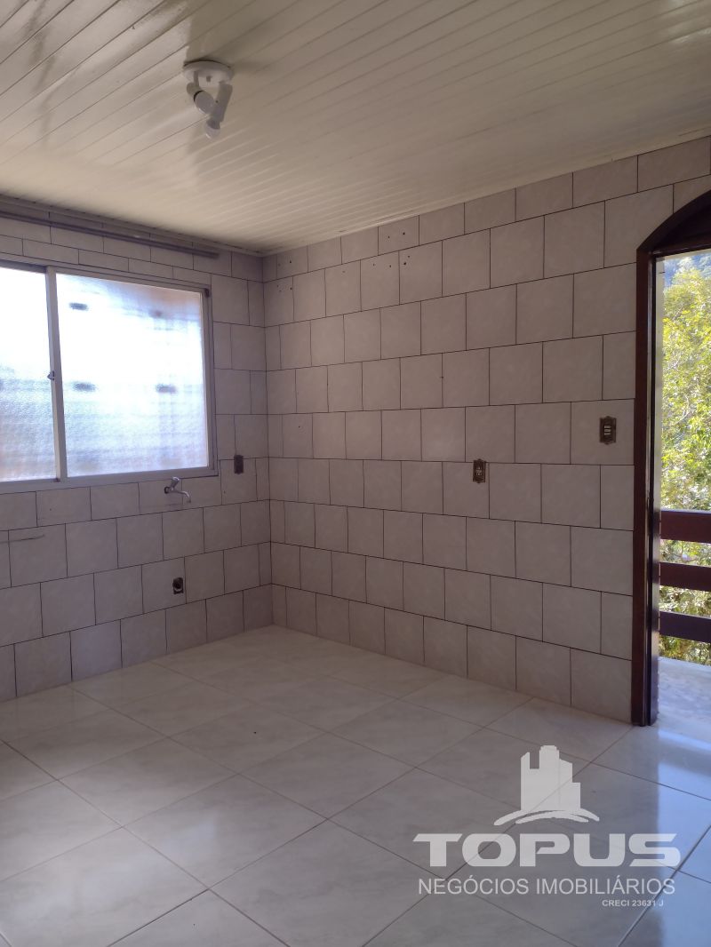 Casa P.Superior 3 quartos  no bairro GALOPOLIS em CAXIAS DO SUL