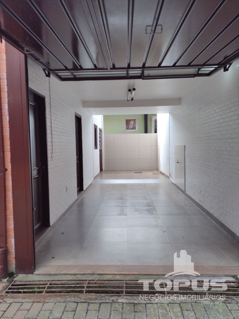 Sobrado 3 quartos  no bairro MARECHAL FLORIANO em CAXIAS DO SUL