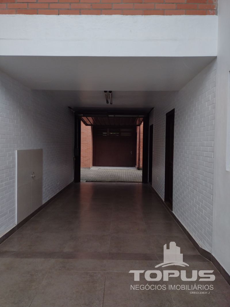 Sobrado 3 quartos  no bairro MARECHAL FLORIANO em CAXIAS DO SUL