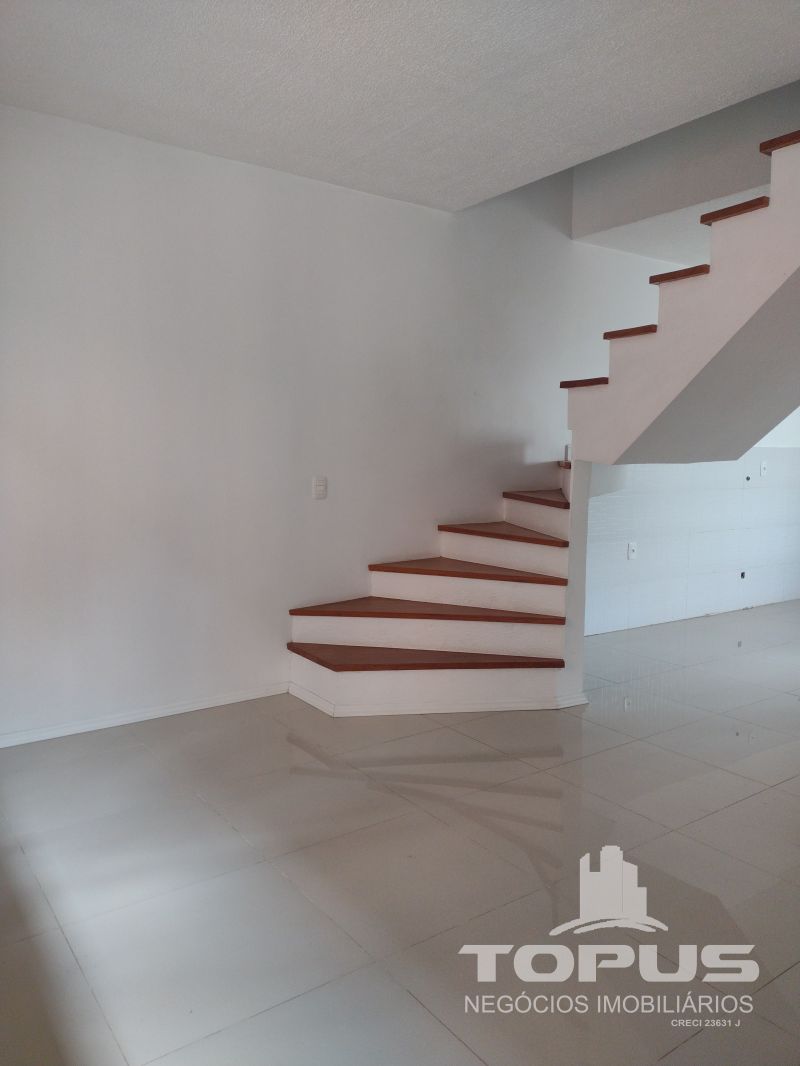 Sobrado 3 quartos  no bairro MARECHAL FLORIANO em CAXIAS DO SUL