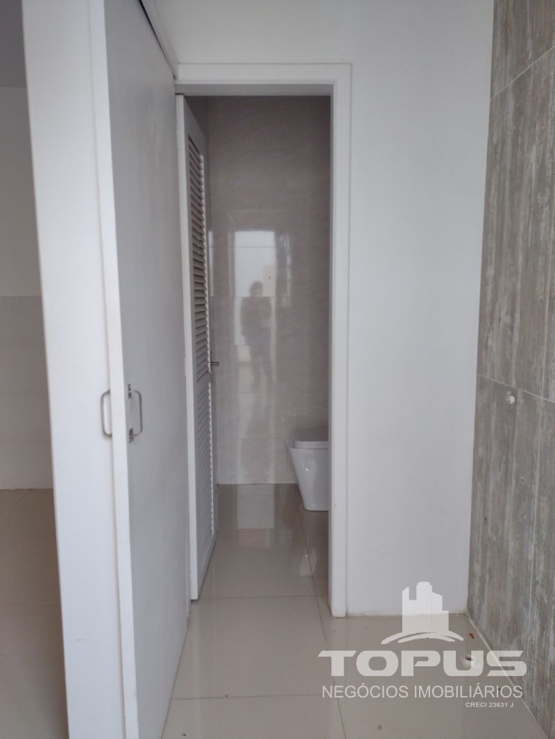 Sobrado 3 quartos  no bairro MARECHAL FLORIANO em CAXIAS DO SUL