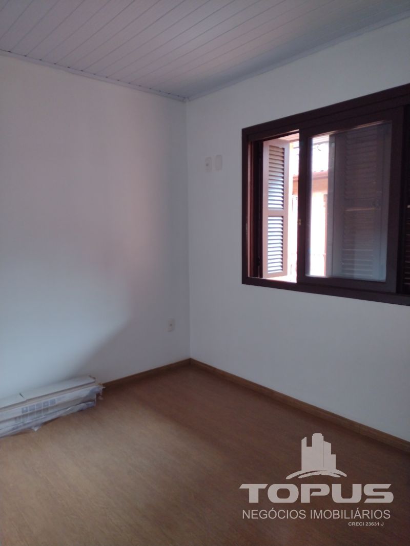 Sobrado 3 quartos  no bairro MARECHAL FLORIANO em CAXIAS DO SUL