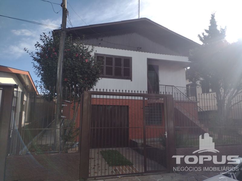 Casa Independente 3 quartos  no bairro RIO BRANCO em CAXIAS DO SUL