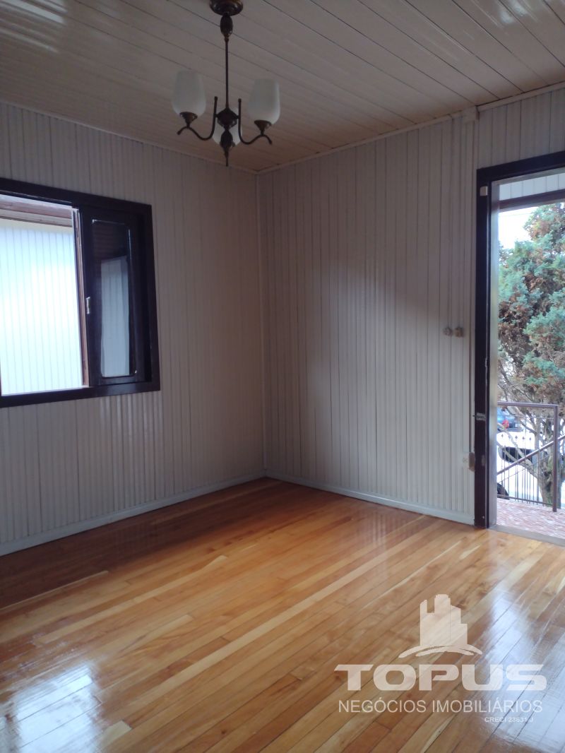 Casa Independente 3 quartos  no bairro RIO BRANCO em CAXIAS DO SUL