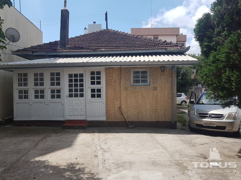 Casa Independente 3 quartos  no bairro SAO PELEGRINO em CAXIAS DO SUL