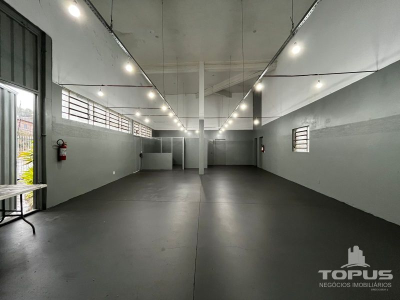 Pavilhao no bairro CHARQUEADAS em CAXIAS DO SUL