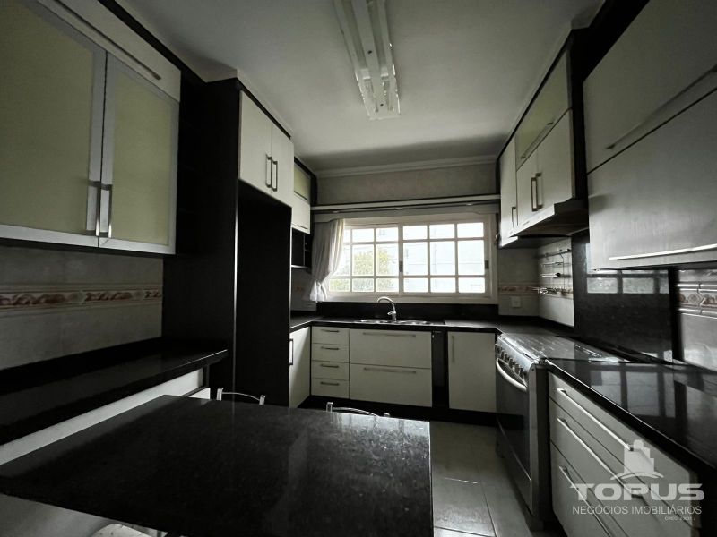 Cobertura 4 quartos  no bairro CHARQUEADAS em CAXIAS DO SUL