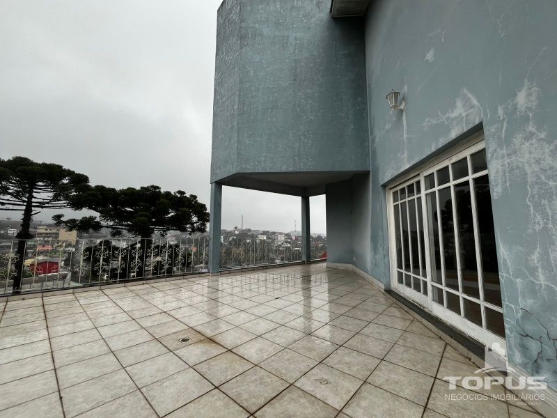 Cobertura 4 quartos  no bairro CHARQUEADAS em CAXIAS DO SUL