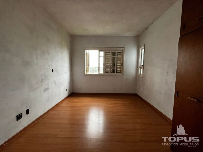 Cobertura 4 quartos  no bairro CHARQUEADAS em CAXIAS DO SUL