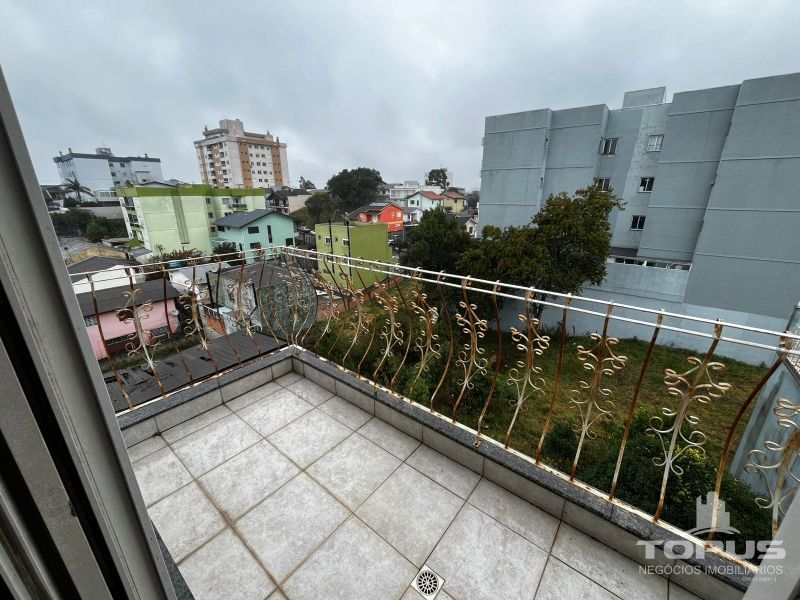 Cobertura 4 quartos  no bairro CHARQUEADAS em CAXIAS DO SUL