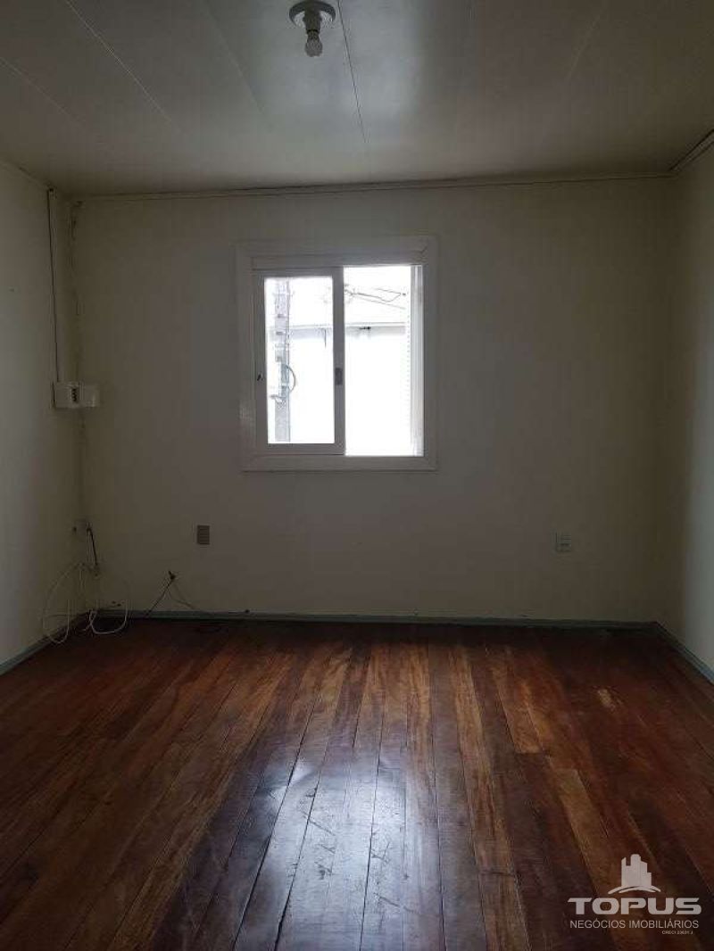 Casa P.Superior 3 quartos  no bairro PANAZZOLO em CAXIAS DO SUL