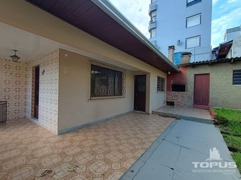Casa Independente 4 quartos  no bairro RIO BRANCO em CAXIAS DO SUL