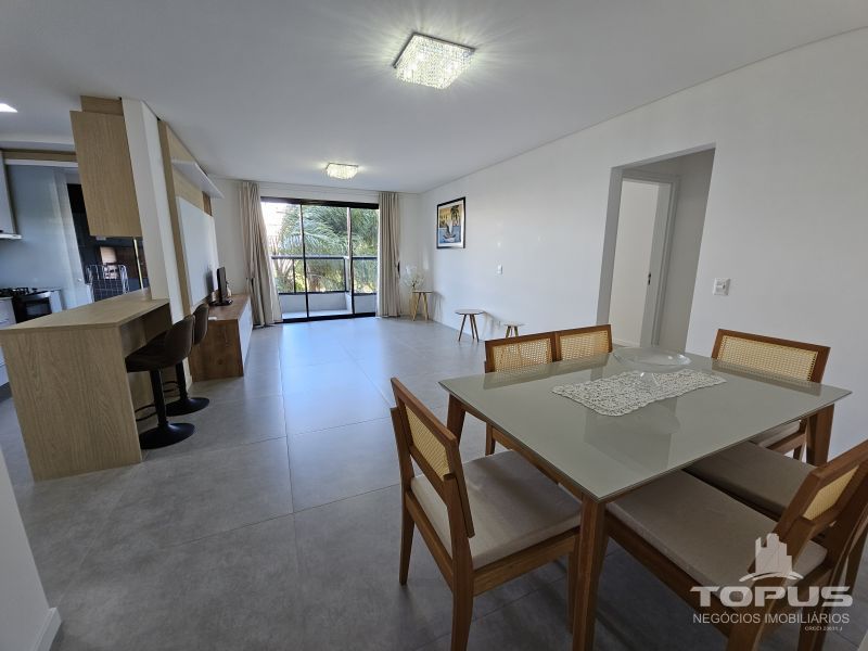 Apartamento 3 quartos  no bairro JURERE em FLORIANOPOLIS