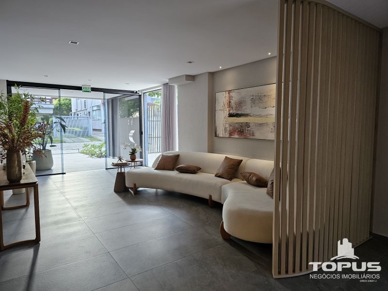 Apartamento 3 quartos  no bairro JURERE em FLORIANOPOLIS