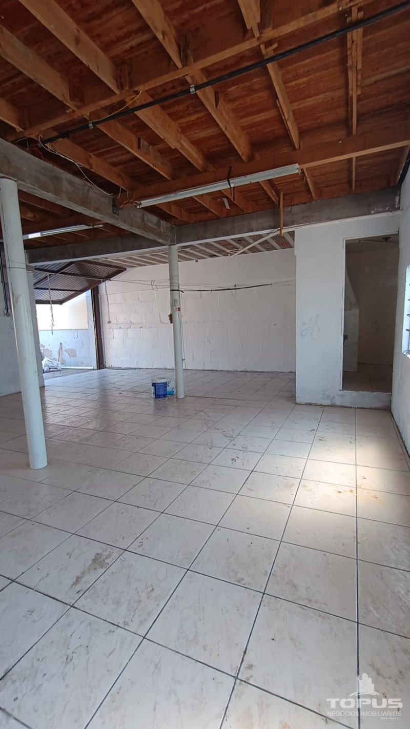 Casa Independente no bairro SANTA CORONA em CAXIAS DO SUL