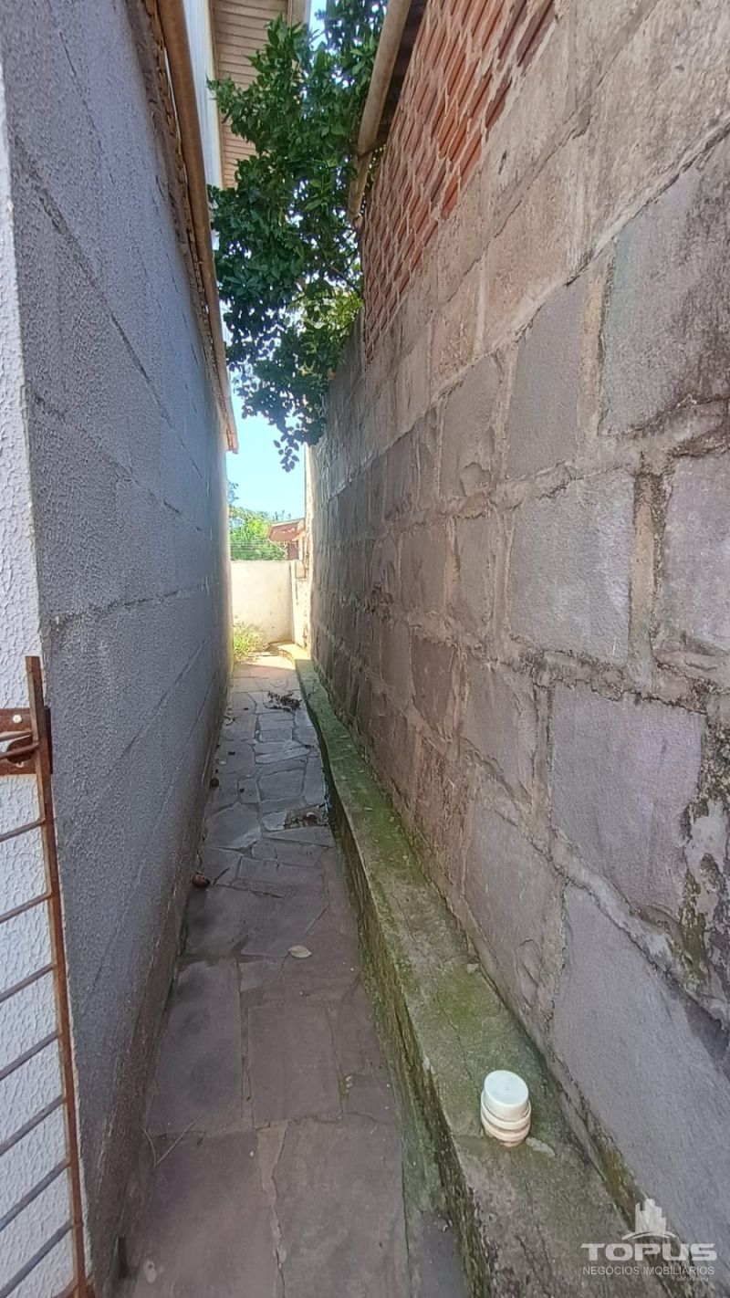 Casa Independente no bairro SANTA CORONA em CAXIAS DO SUL