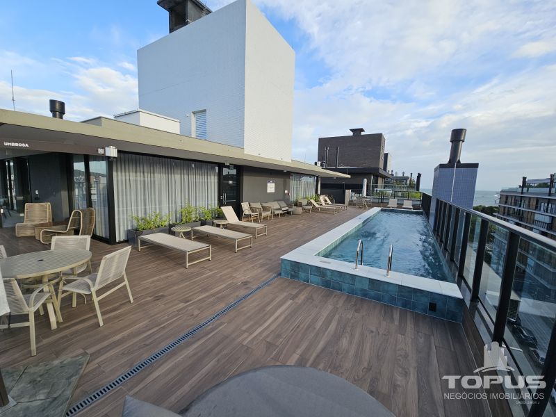 Apartamento 3 quartos  no bairro JURERE em FLORIANOPOLIS