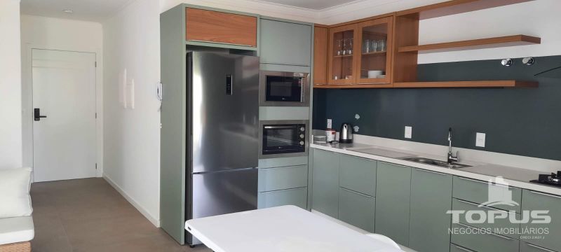 Apartamento 3 quartos  no bairro JURERE em FLORIANOPOLIS