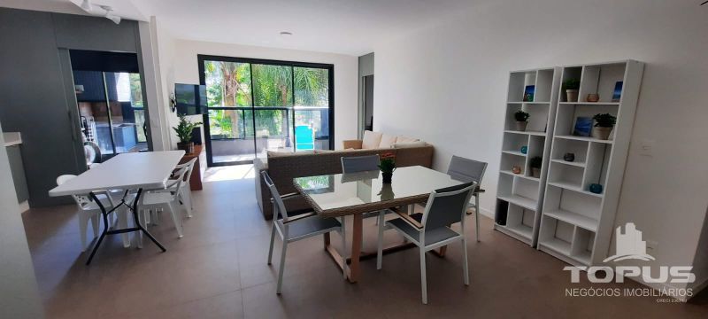 Apartamento 3 quartos  no bairro JURERE em FLORIANOPOLIS