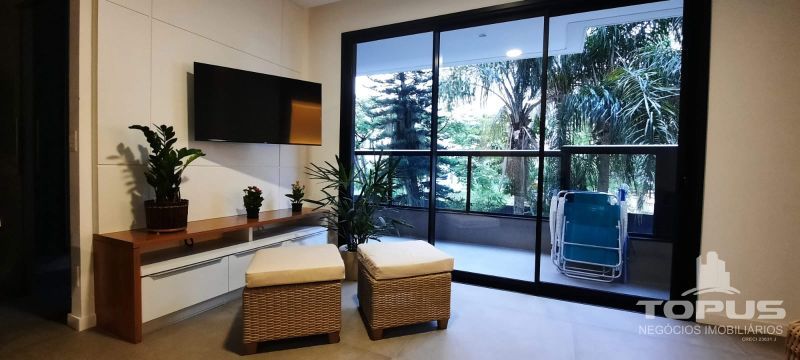 Apartamento 3 quartos  no bairro JURERE em FLORIANOPOLIS