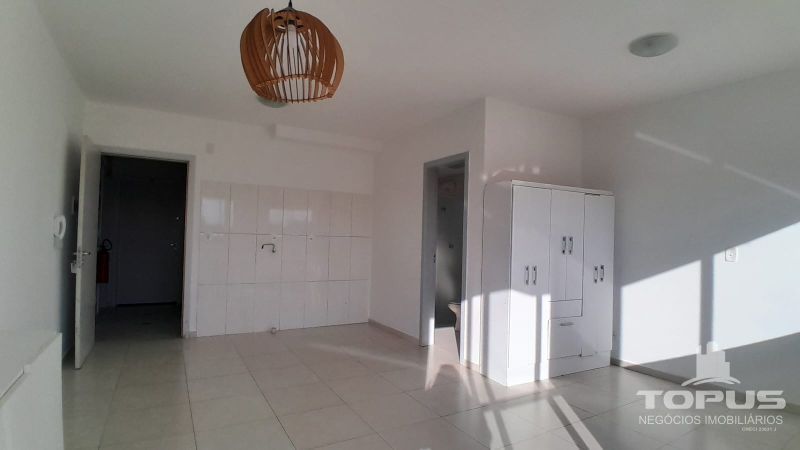 Kitnet/JK 1 quarto  no bairro MEDIANEIRA em CAXIAS DO SUL