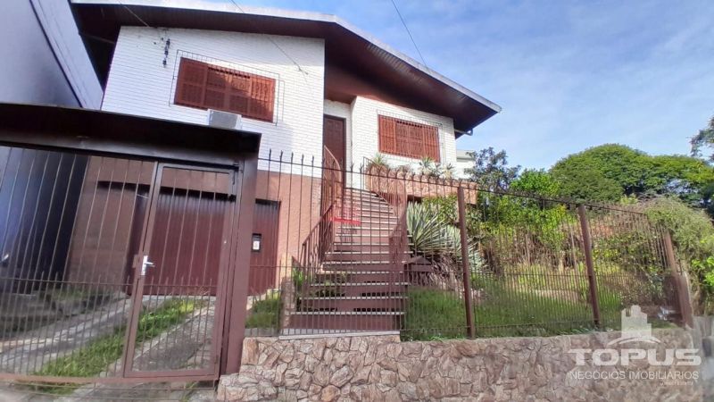 Casa Independente 3 quartos  no bairro RIO BRANCO em CAXIAS DO SUL