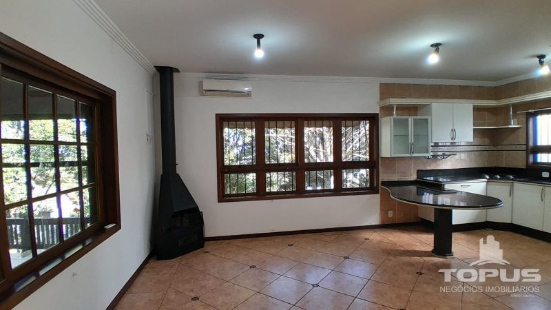 Casa Independente 3 quartos  no bairro NOSSA SENHORA DA SAUDE em CAXIAS DO SUL