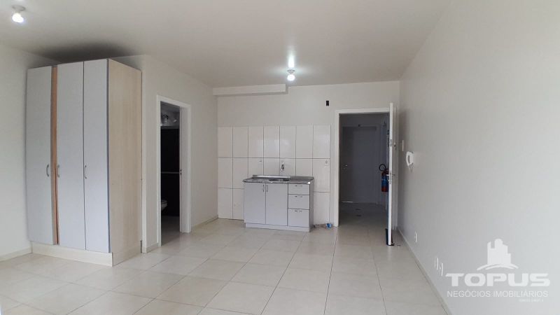 Kitnet/JK 1 quarto  no bairro MEDIANEIRA em CAXIAS DO SUL