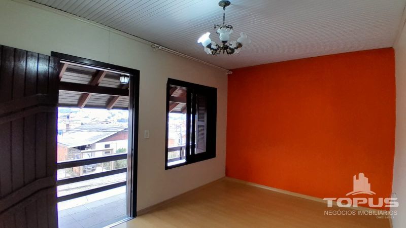Casa Independente 3 quartos  no bairro NOSSA SENHORA DE FATIMA em CAXIAS DO SUL
