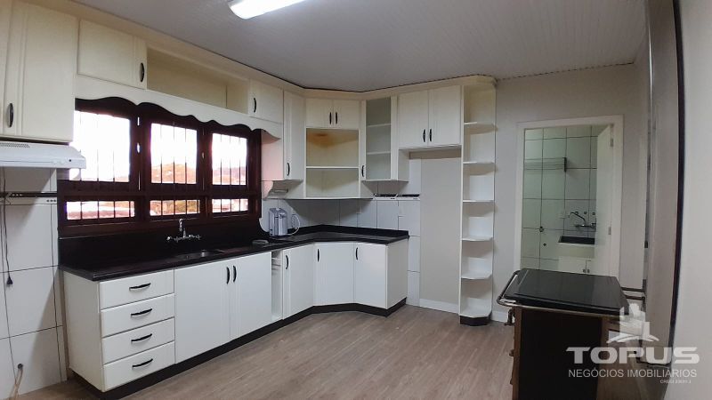 Casa Independente 3 quartos  no bairro NOSSA SENHORA DE FATIMA em CAXIAS DO SUL