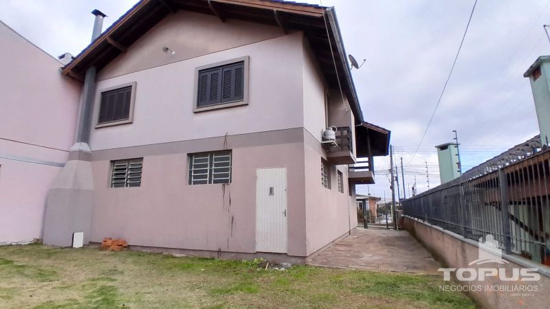 Casa Independente 3 quartos  no bairro NOSSA SENHORA DE FATIMA em CAXIAS DO SUL