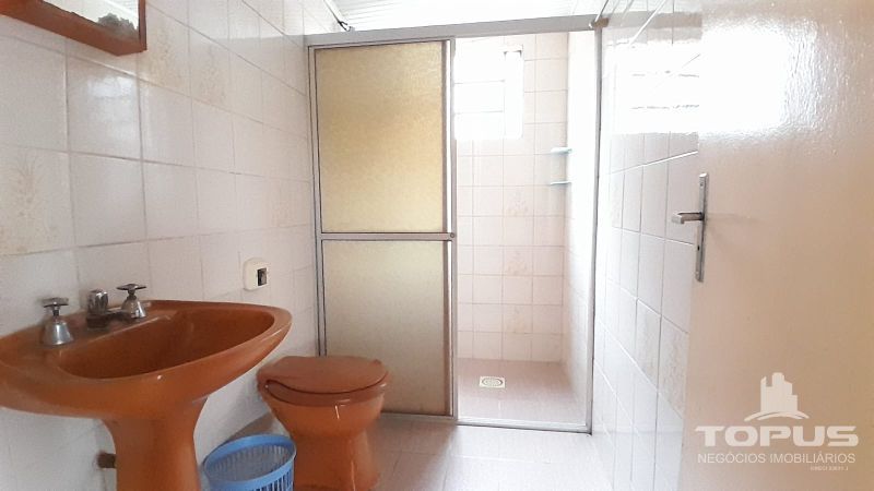 Casa Independente 4 quartos  no bairro JARDIM IRACEMA em CAXIAS DO SUL
