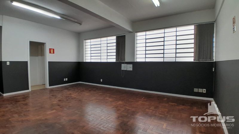 Sala no bairro NOSSA S DE LOURDES em CAXIAS DO SUL