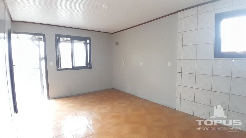 Casa P.Superior 3 quartos  no bairro DESVIO RIZZO em CAXIAS DO SUL
